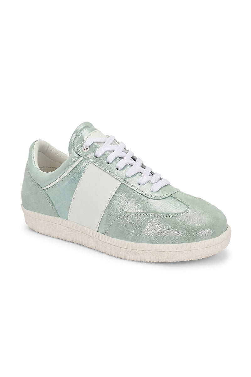 EZRO Women Casual Sneakers – Stylish & Comfortable Everyday Shoes