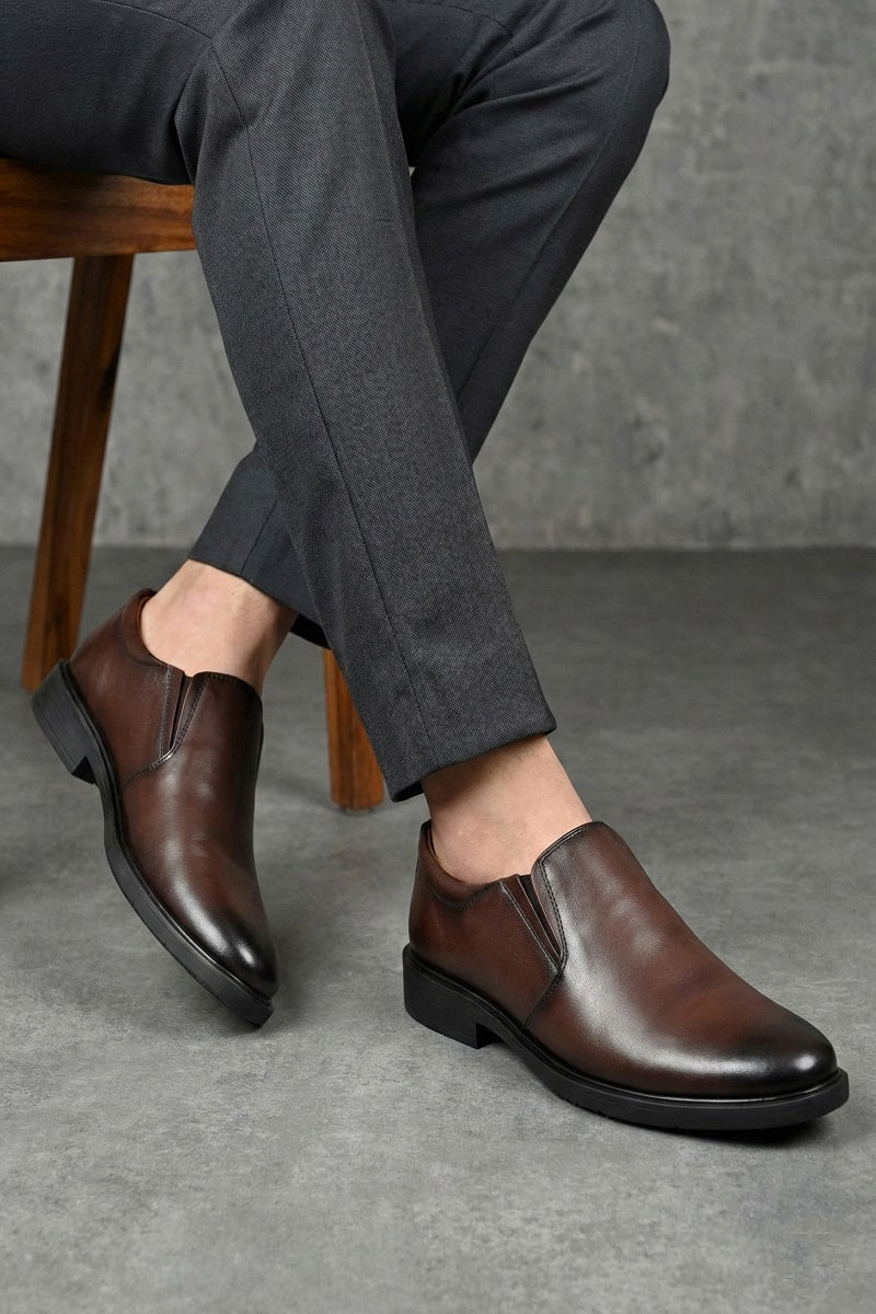 EZRO Men Classic Brown Leather Slip-On Formal Shoes