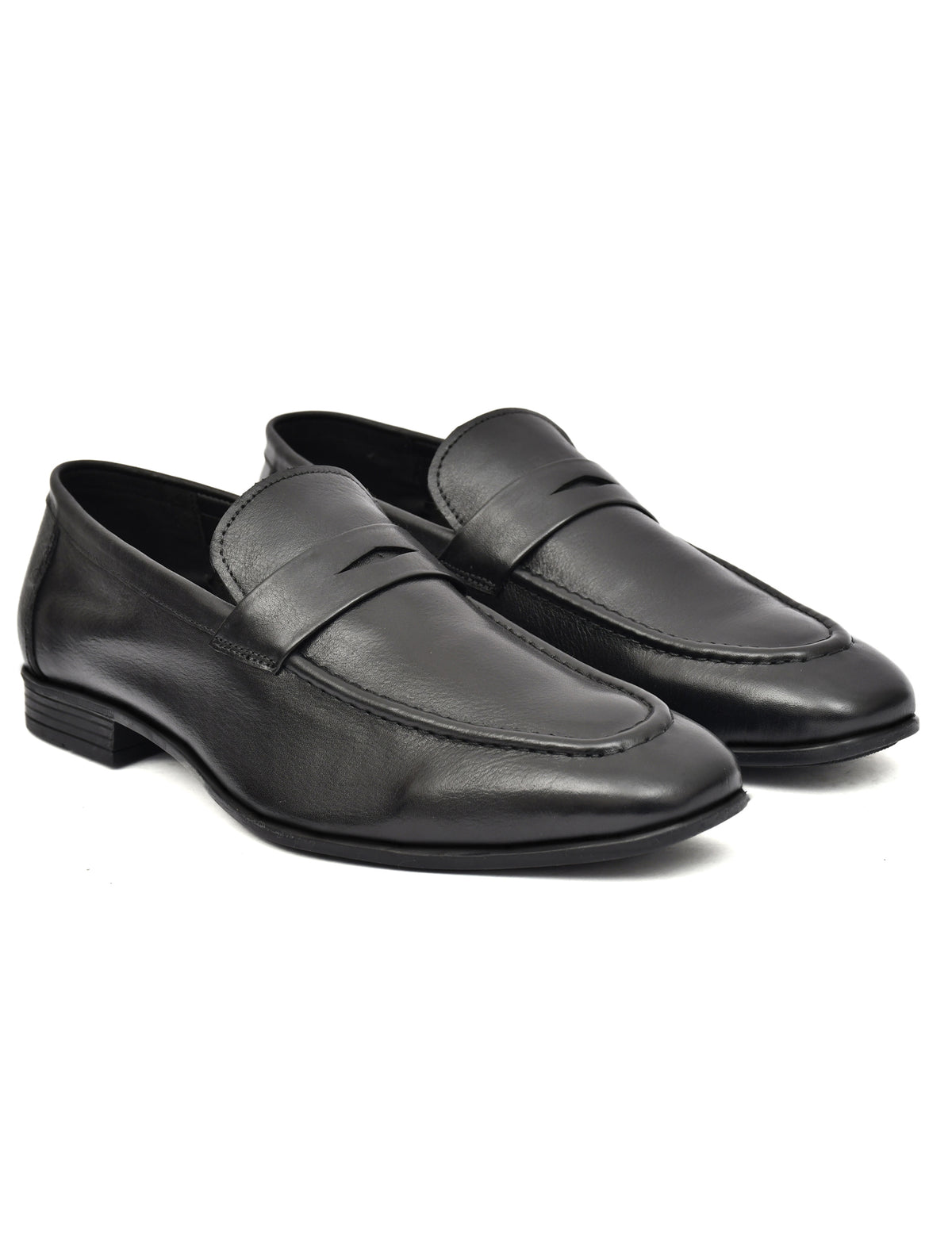 EZRO Elegant Black Loafers, Effortless Confidence Moccasins for Men