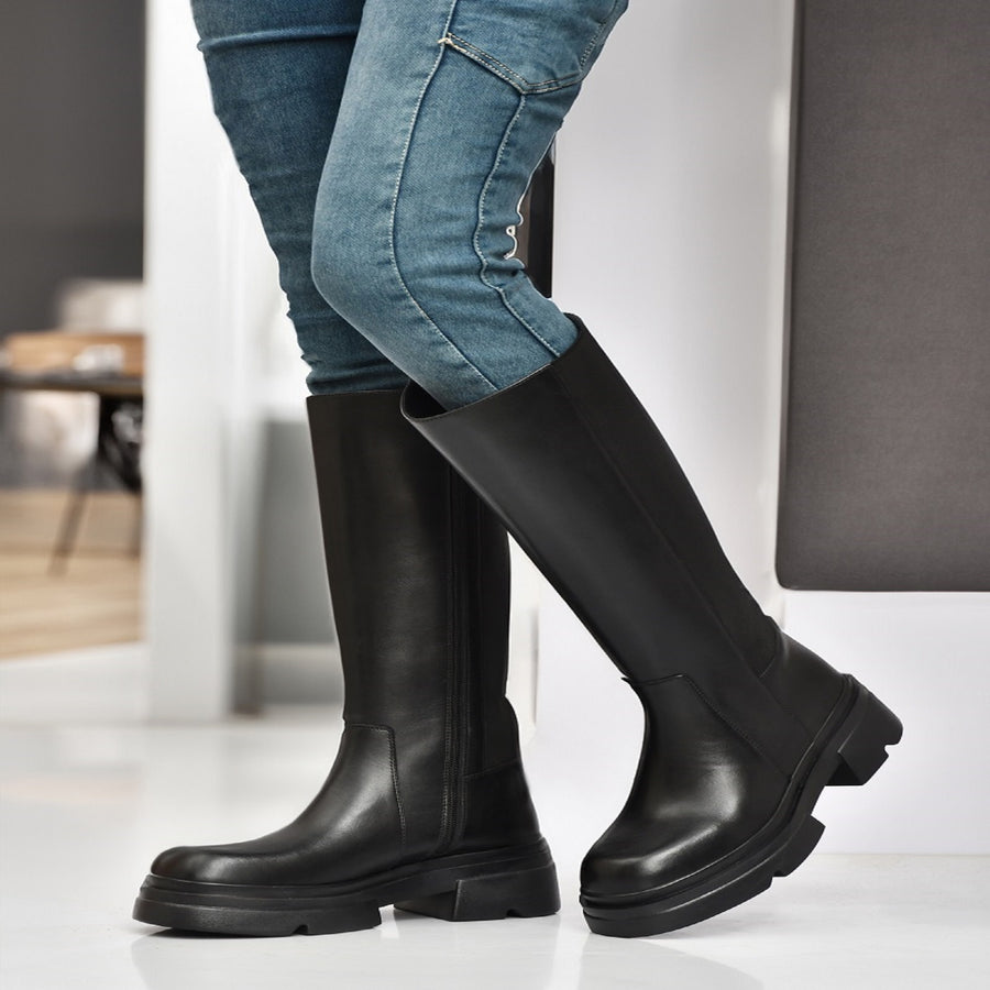 EZRO Women’s Knee-High Black Long Boots – Trendy Fashion Boots with Stylish Design