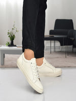 EZRO Men Casual White Lace-Up Sneakers – Stylish Low-Top Everyday Shoes