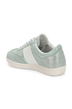 EZRO Women Casual Sneakers – Stylish & Comfortable Everyday Shoes