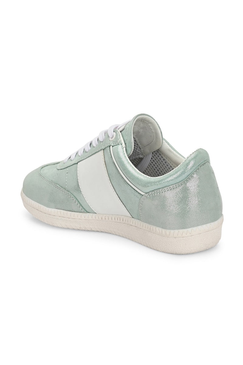 EZRO Women Casual Sneakers – Stylish & Comfortable Everyday Shoes