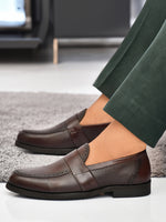 EZRO Men's Brown Slip-On Formal Loafers – Textured Office & Dress Shoes